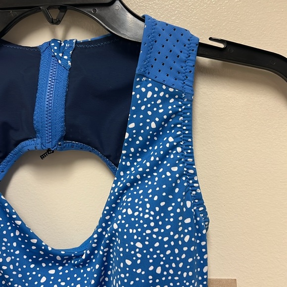 Nike One Piece Swimsuit XS - Picture 3 of 6